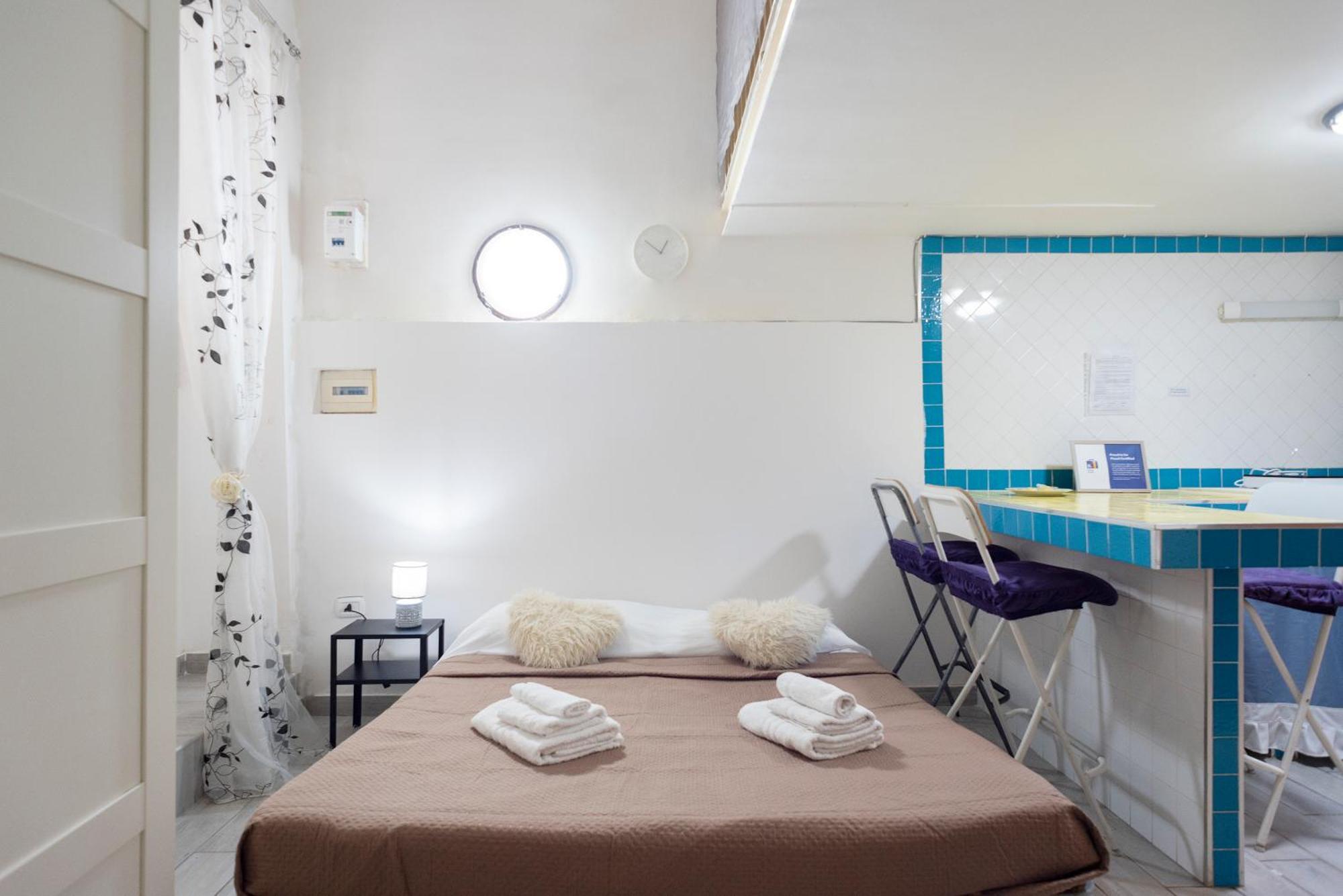 Alfred House - Casa Donna Assunta Lägenhet Neapel Exteriör bild